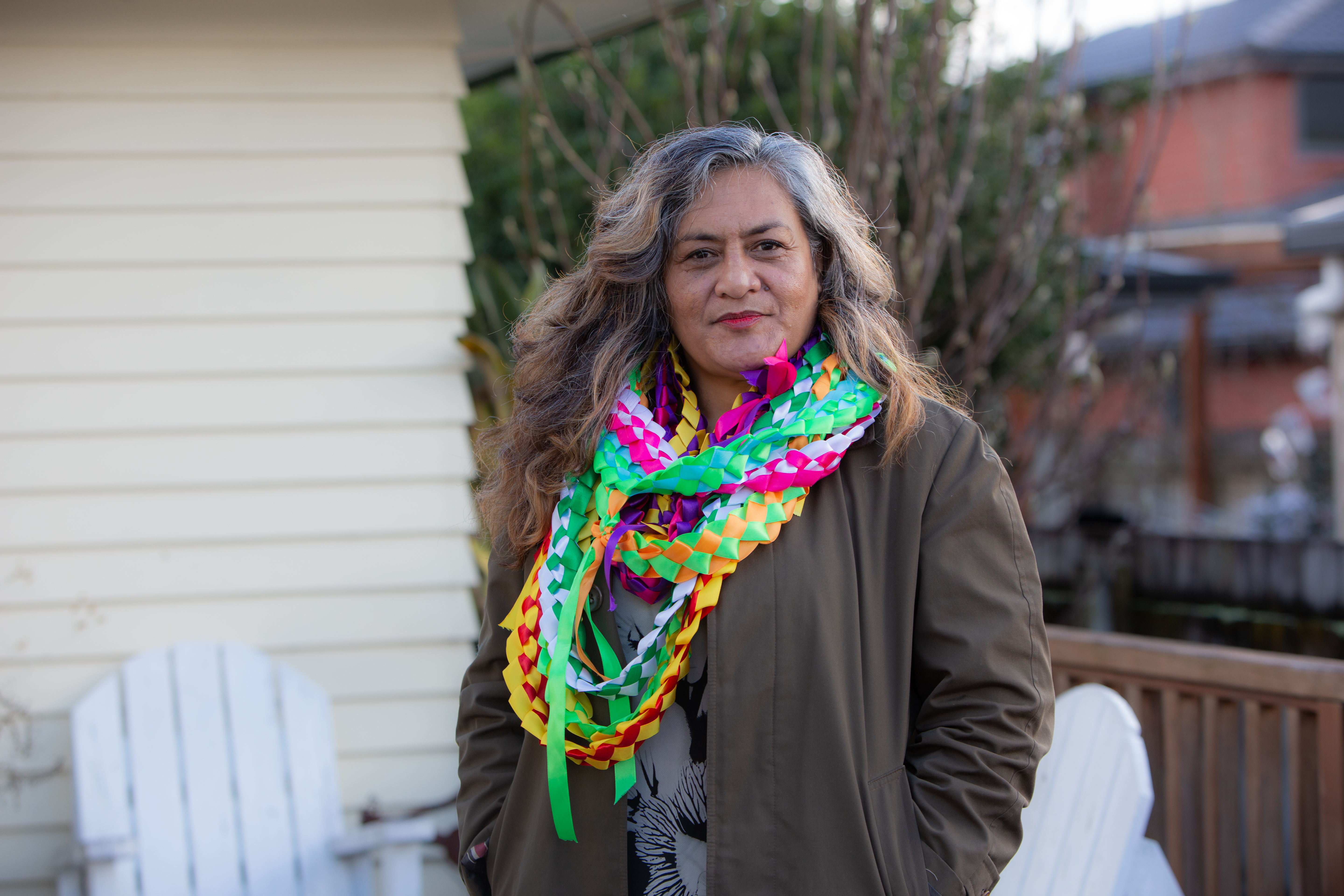 Sim Urale, 2019 Arts Foundation Laureate receiving the Burr/Tatham Trust Award